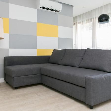 Wronia Apartments Varsavia Esterno foto